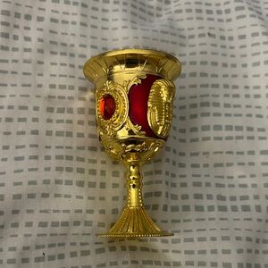 Elegant Gold and Red Art Egyptian Glass Shot